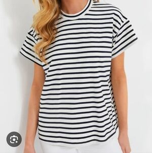 Tuckernuck Black and White Striped Short Sleeve Tee Medium